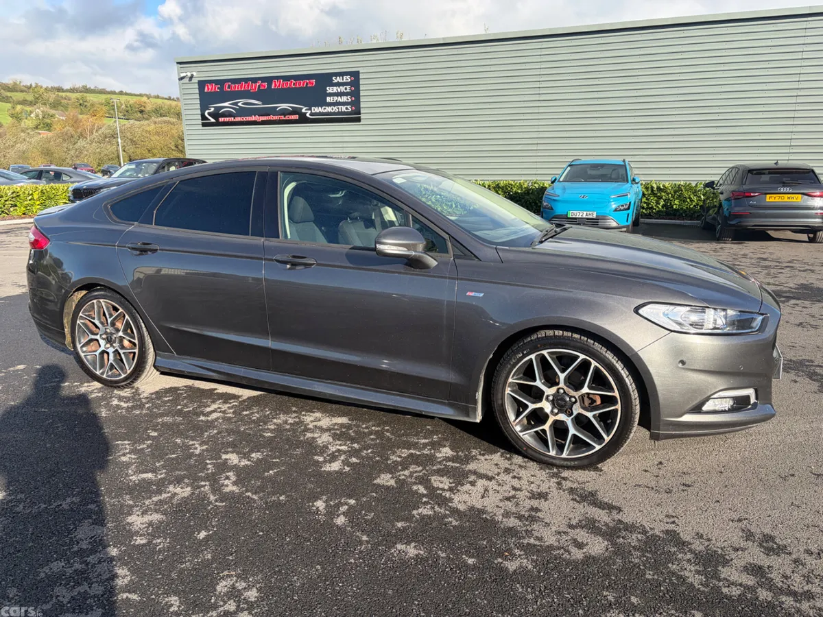 Ford Mondeo Hatchback, Diesel, 2017, Grey