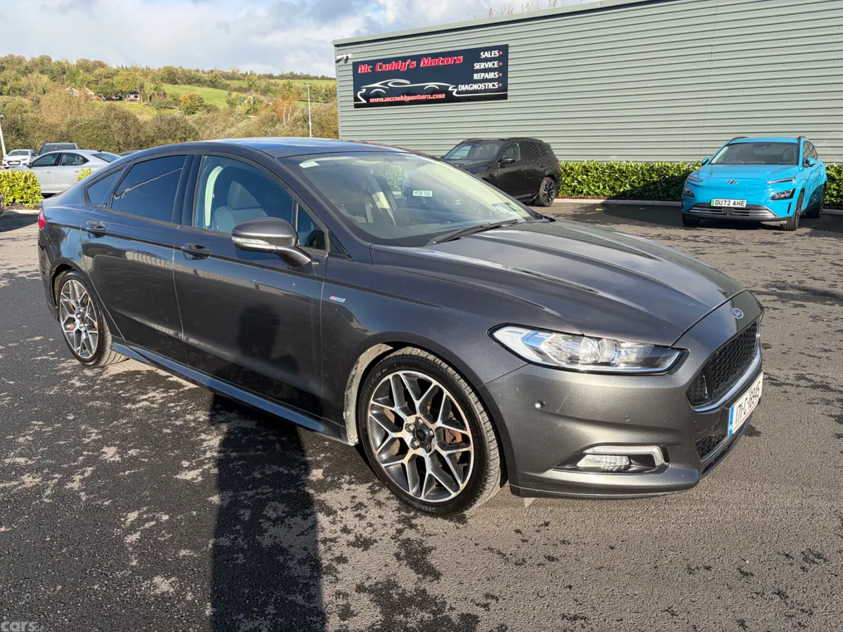Ford Mondeo Hatchback, Diesel, 2017, Grey