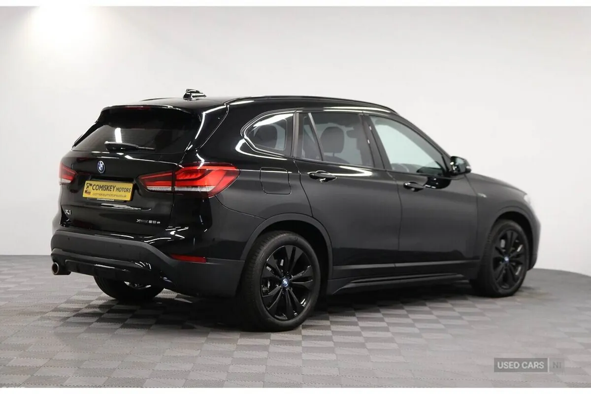 BMW X1 SUV, Petrol Hybrid, 2022, Black