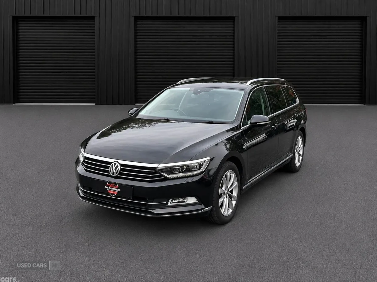 Volkswagen Passat , Petrol, 2015, Black