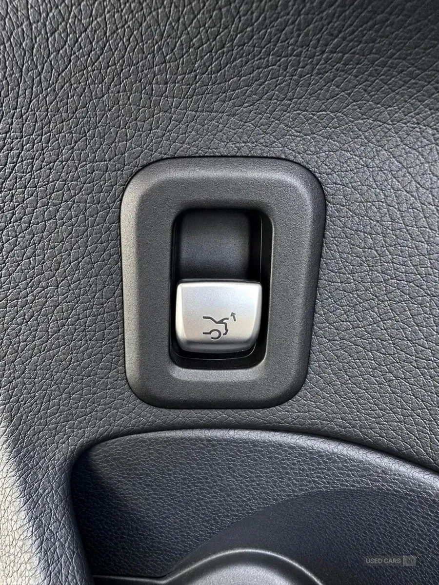 Mercedes-Benz C-Class , Petrol, 2015, White