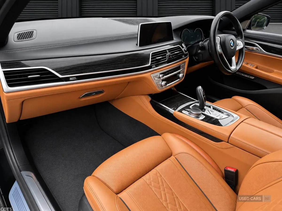 BMW 7-Series , Petrol Hybrid, 2017, Black