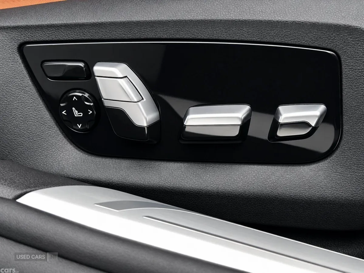 BMW 7-Series , Petrol Hybrid, 2017, Black