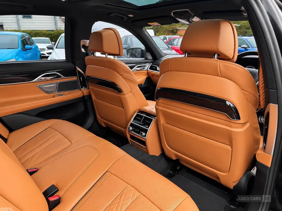 BMW 7-Series , Petrol Hybrid, 2017, Black