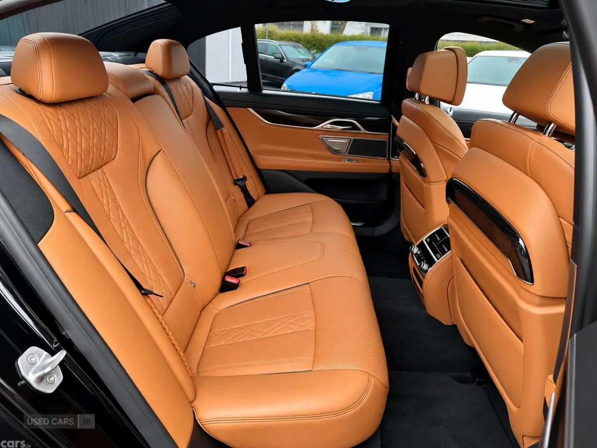 BMW 7-Series , Petrol Hybrid, 2017, Black