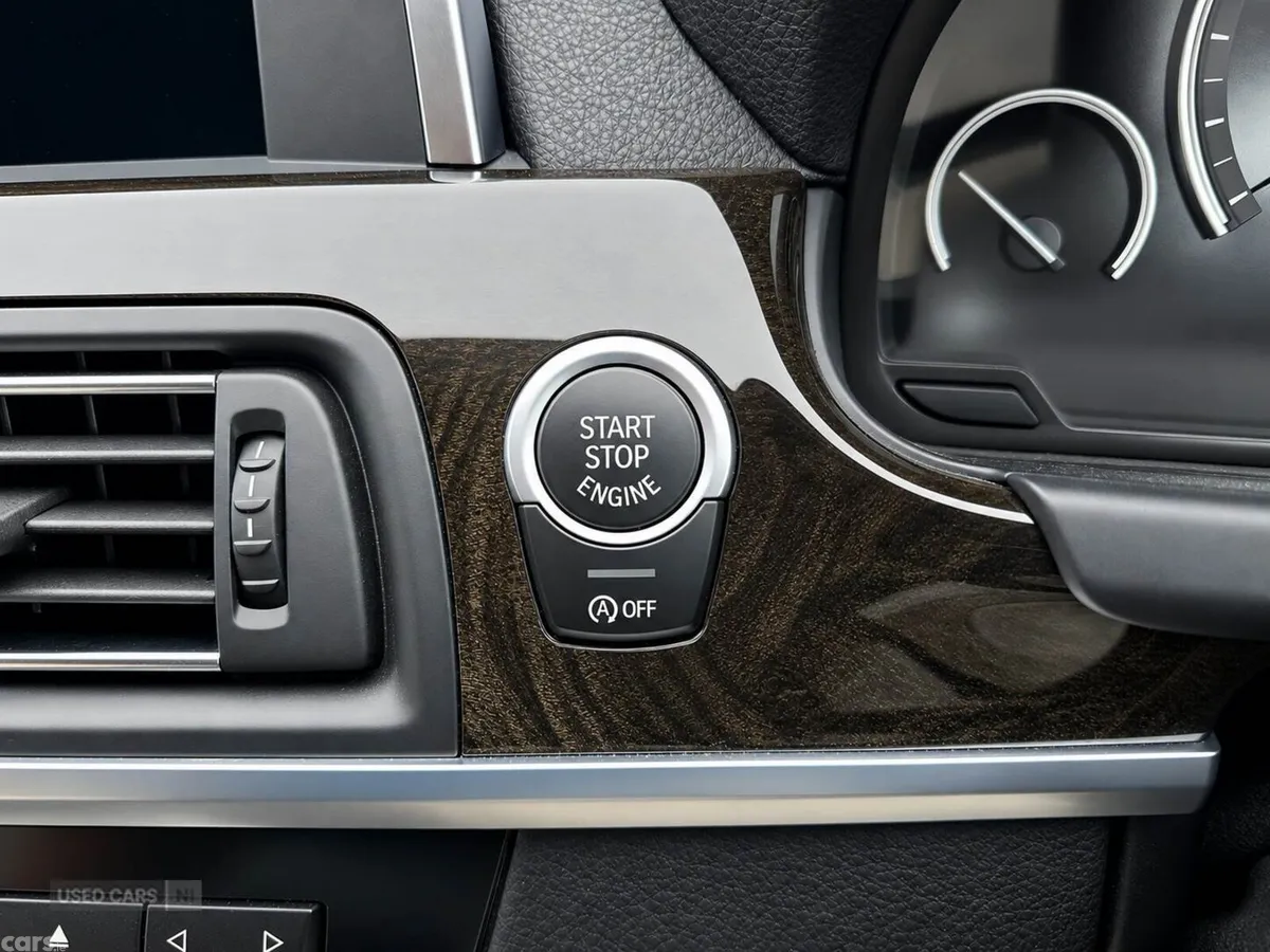 BMW 6-Series , Petrol, 2015, Black