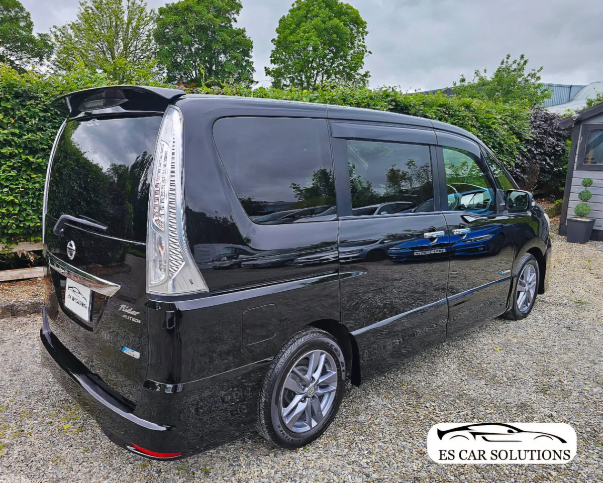 Nissan Serena MPV, Petrol Hybrid, 2012, Black