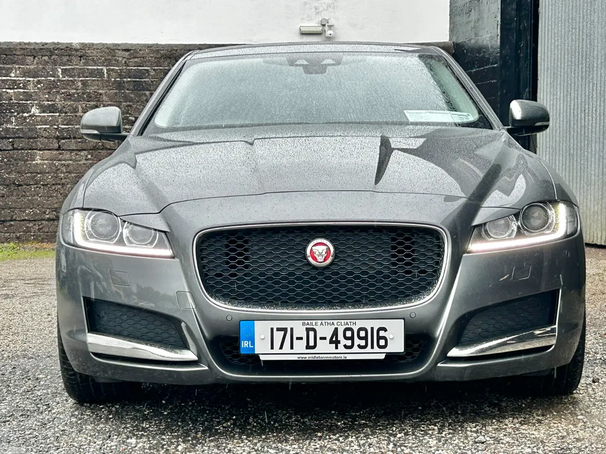 Jaguar XF Saloon, Diesel, 2017, Grey