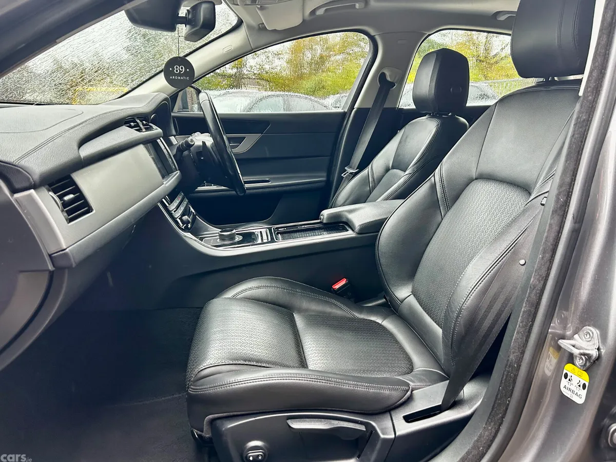 Jaguar XF Saloon, Diesel, 2017, Grey