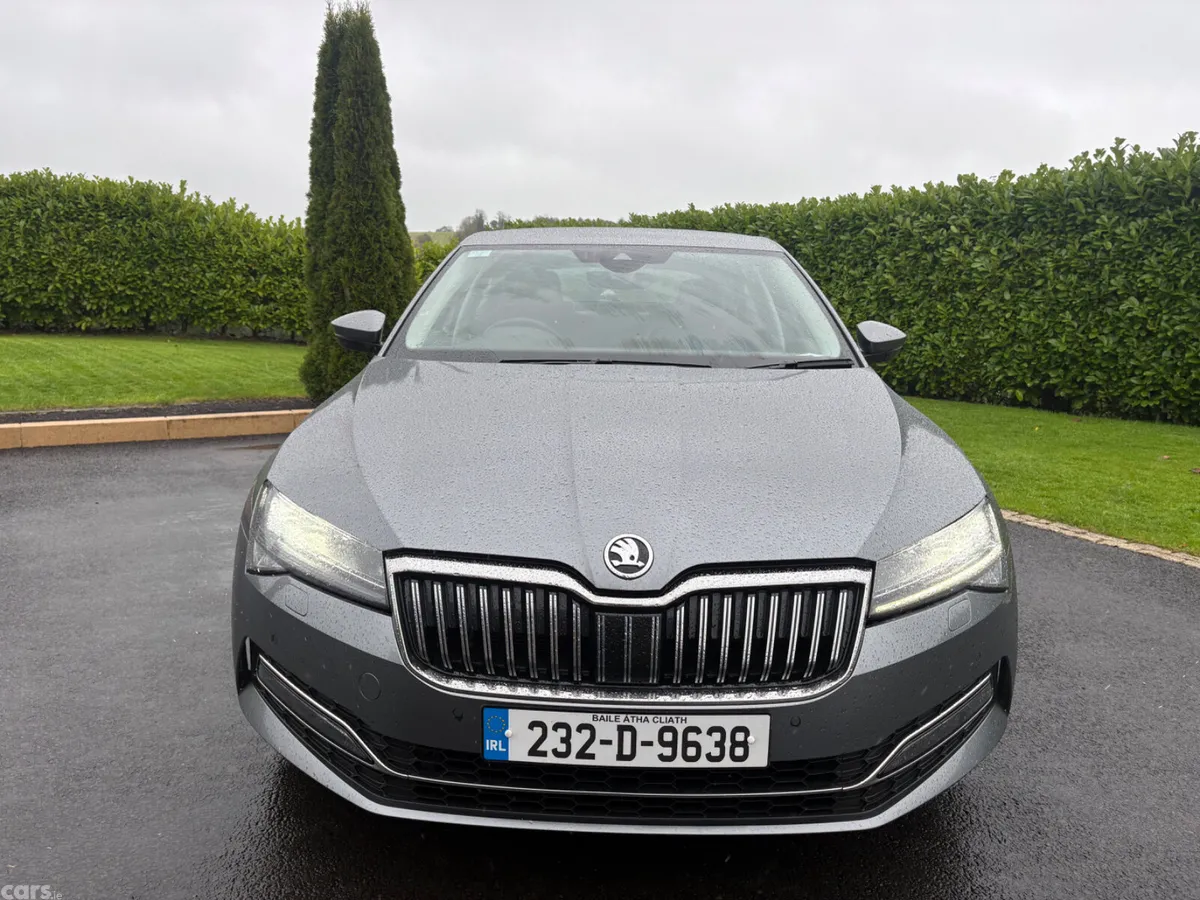 Skoda Superb Saloon, Diesel, 2023, Grey