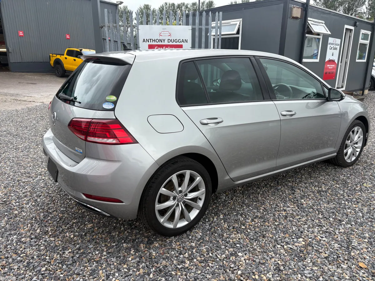 Volkswagen Golf Hatchback, Petrol, 2018, Silver
