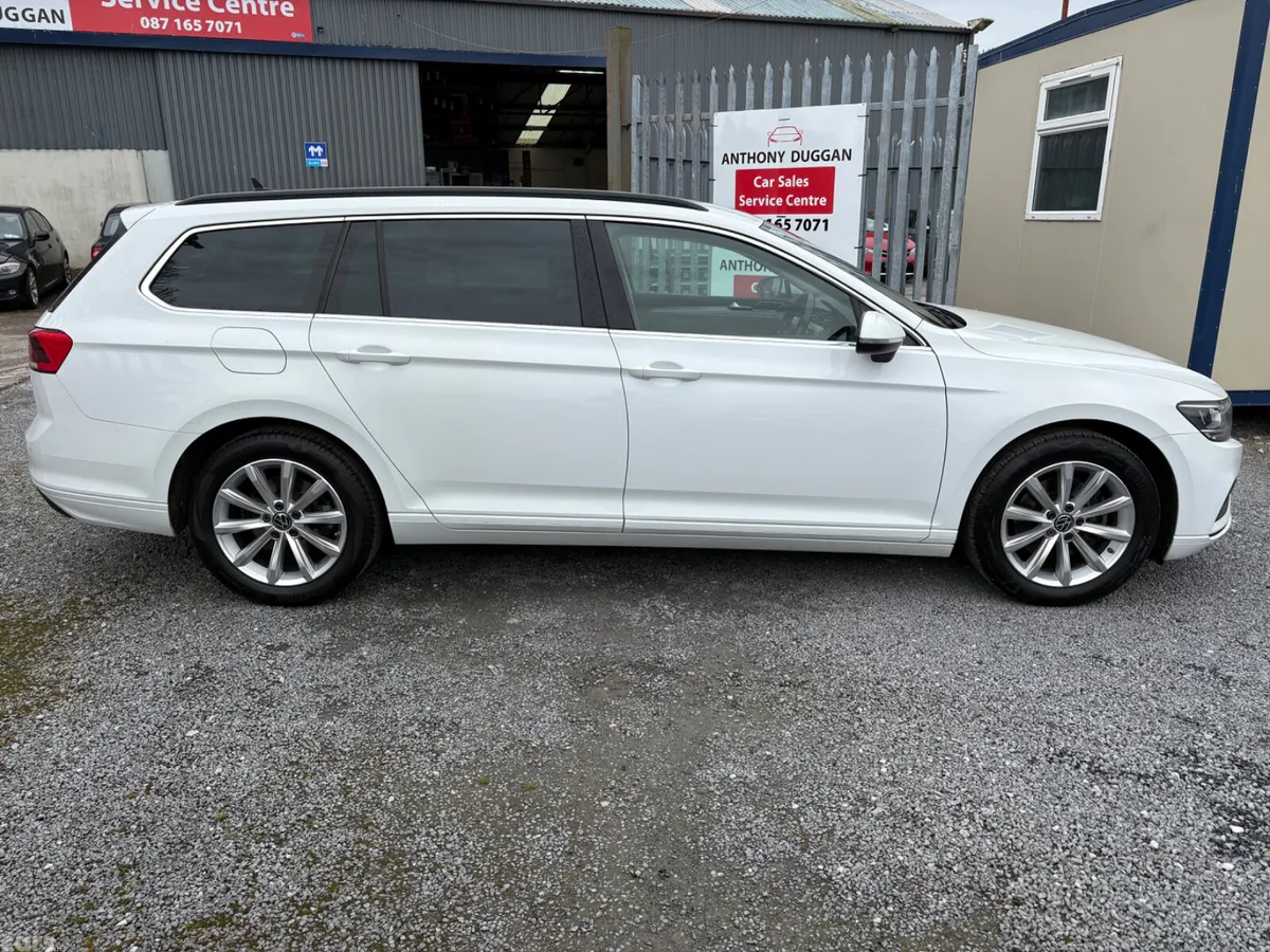 Volkswagen Passat Estate, Diesel, 2020, White