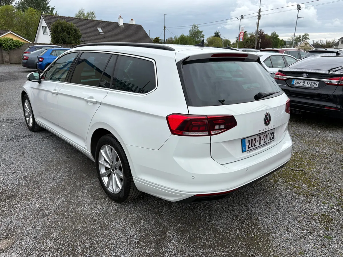Volkswagen Passat Estate, Diesel, 2020, White
