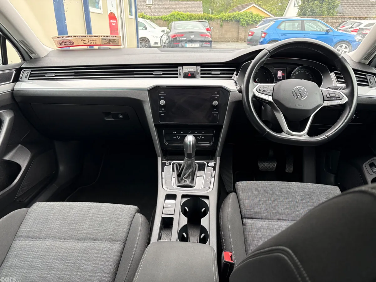 Volkswagen Passat Estate, Diesel, 2020, White