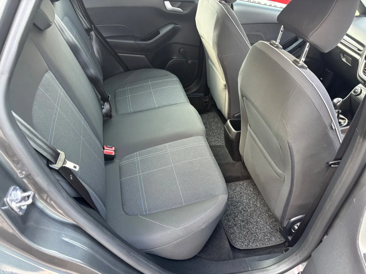 Ford Fiesta Hatchback, Petrol, 2018, Grey