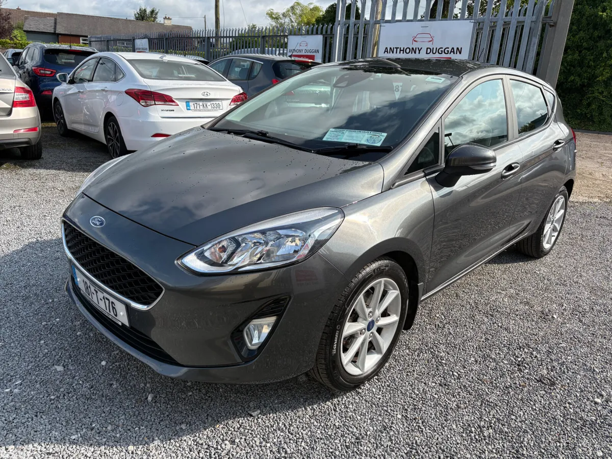 Ford Fiesta Hatchback, Petrol, 2018, Grey