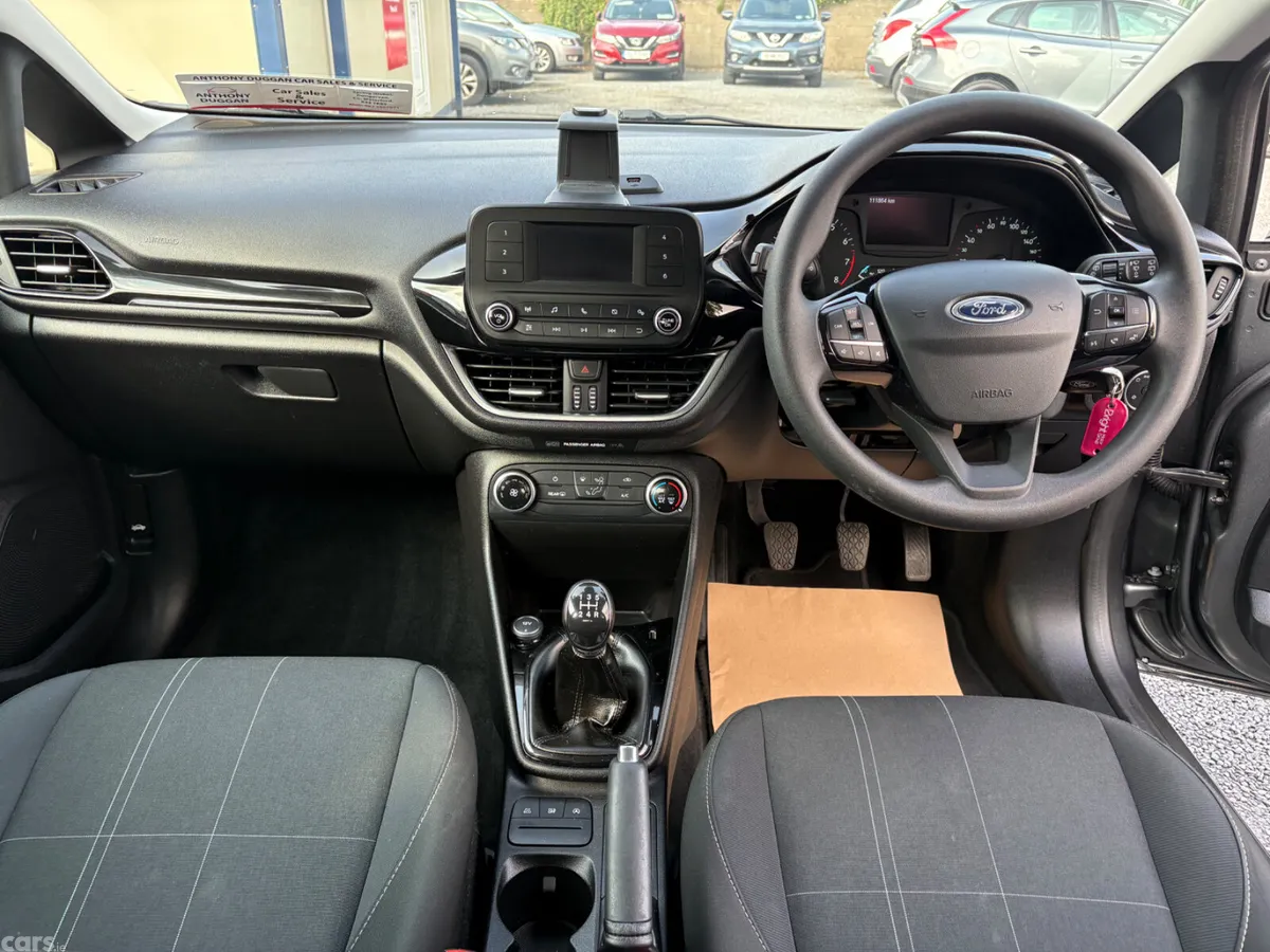 Ford Fiesta Hatchback, Petrol, 2018, Grey