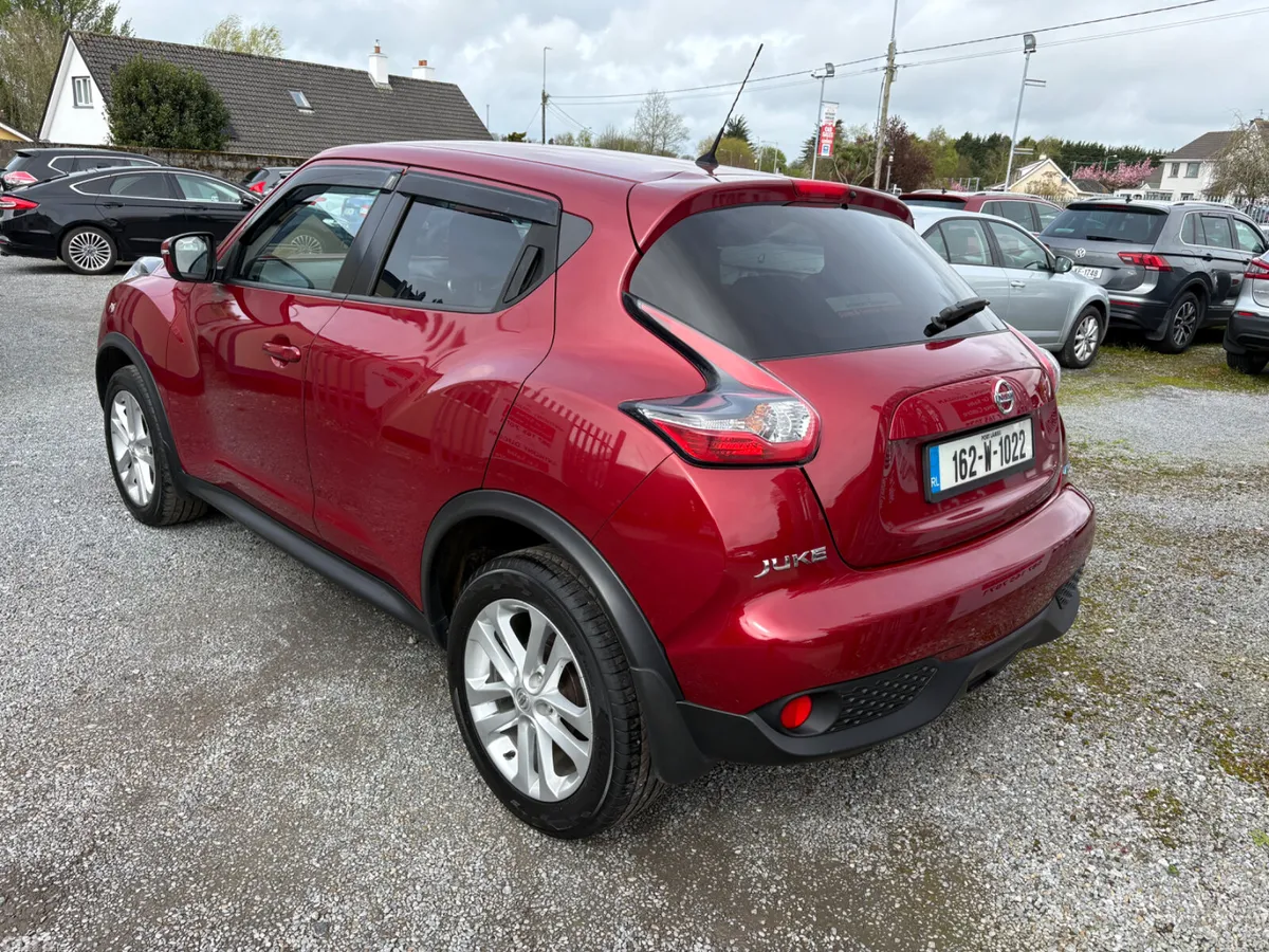 Nissan Juke SUV, Diesel, 2016, Red