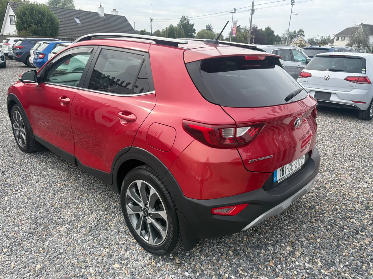 Kia Stonic Hatchback, Diesel, 2018, Red