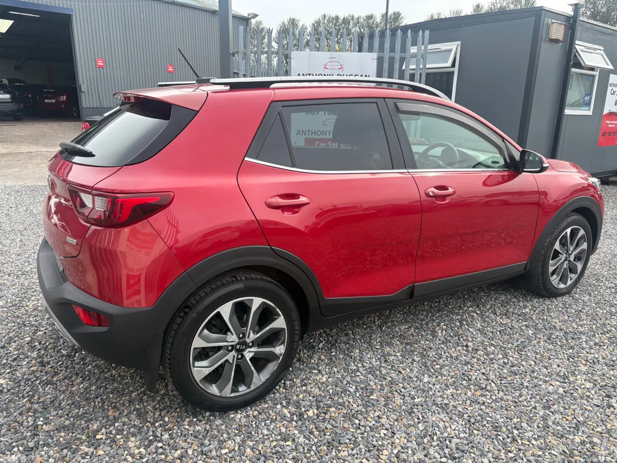 Kia Stonic Hatchback, Diesel, 2018, Red