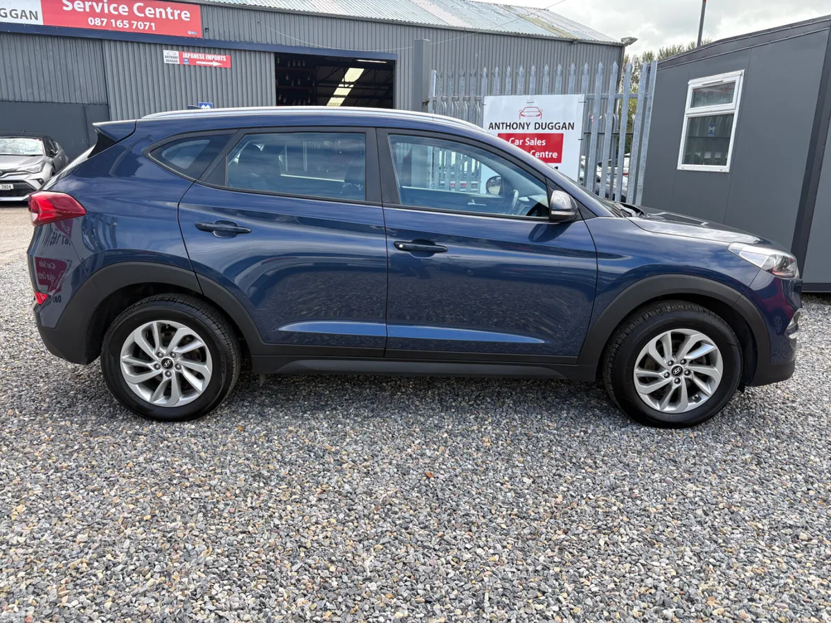Hyundai Tucson SUV, Diesel, 2017, Blue