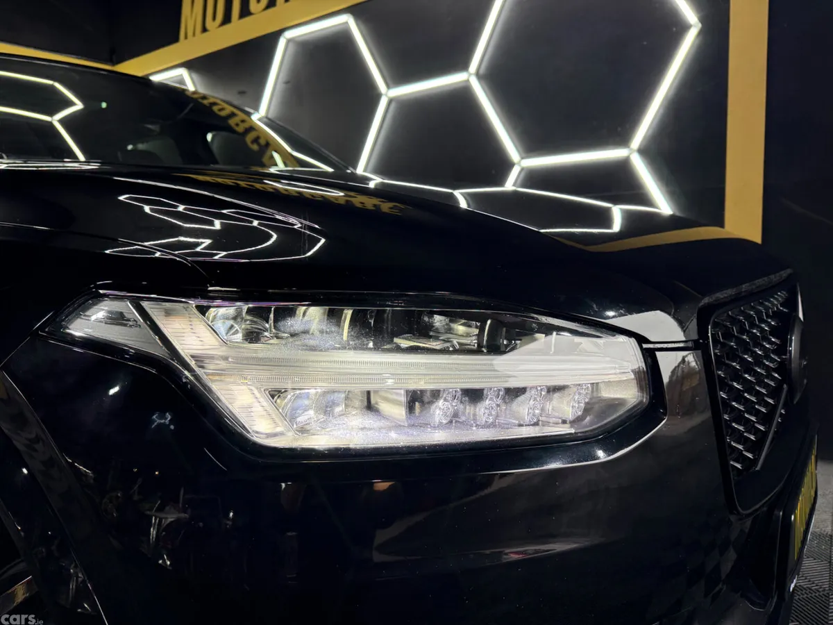 Volvo XC90 SUV, Petrol Plug-in Hybrid, 2021, Black