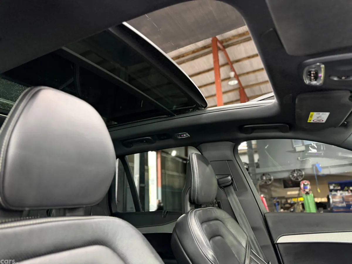 Volvo XC90 SUV, Petrol Plug-in Hybrid, 2021, Black