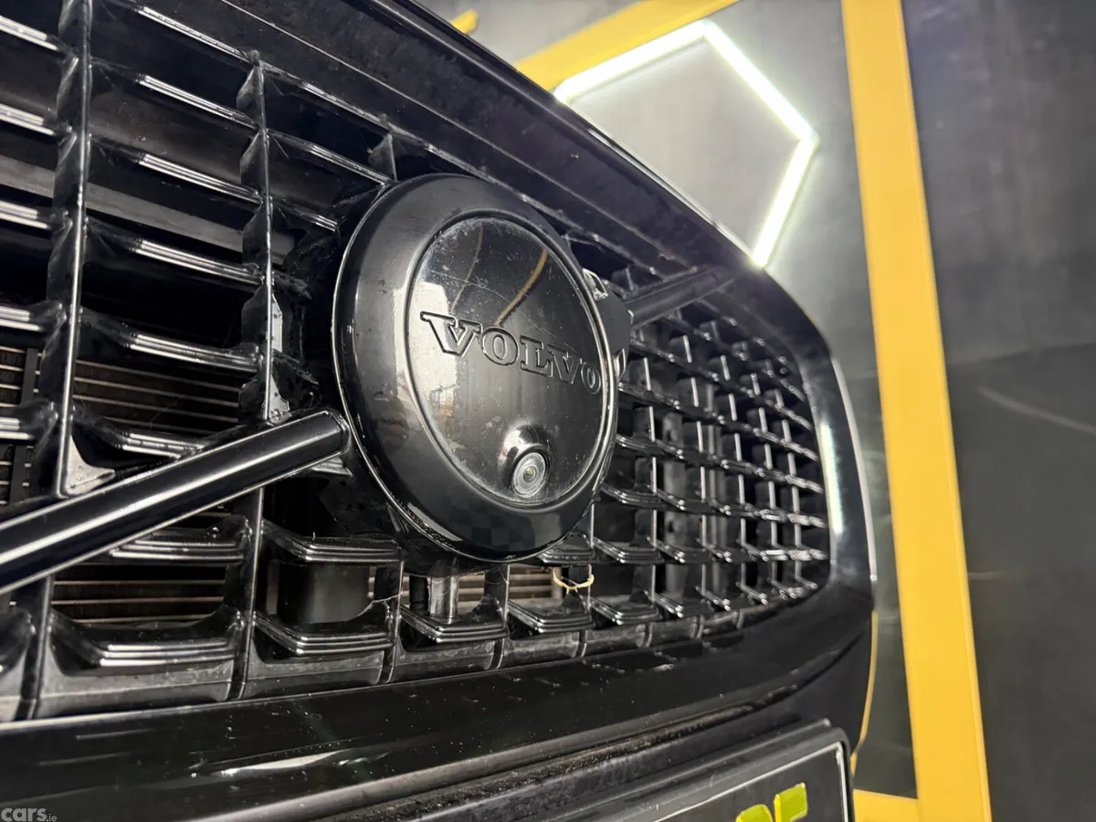 Volvo XC90 SUV, Petrol Plug-in Hybrid, 2021, Black
