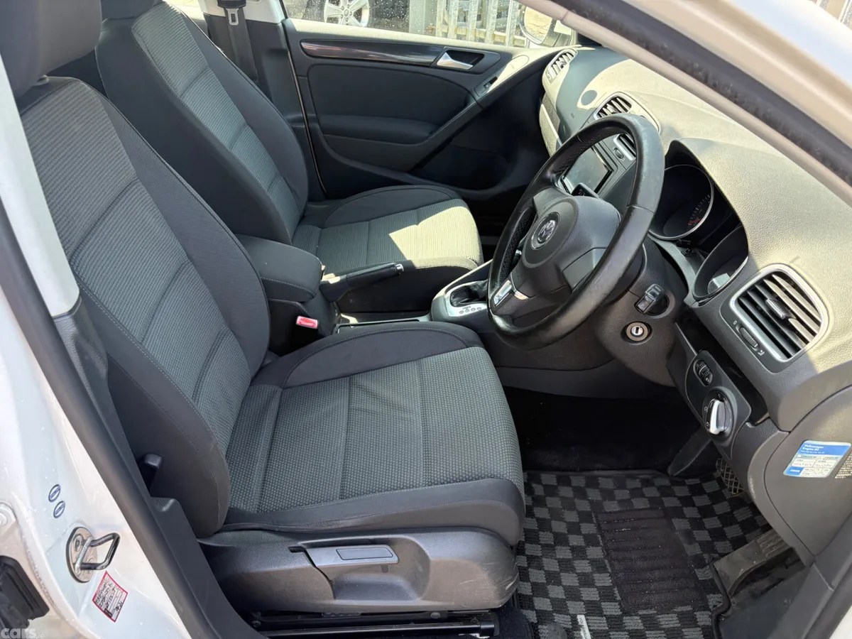 Volkswagen Golf Hatchback, Petrol, 2012, White