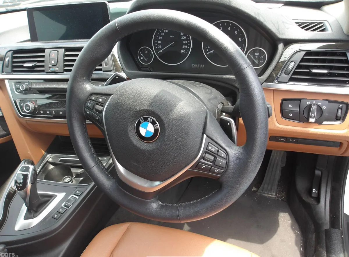 BMW 4-Series Coupe, Petrol, 2015, White