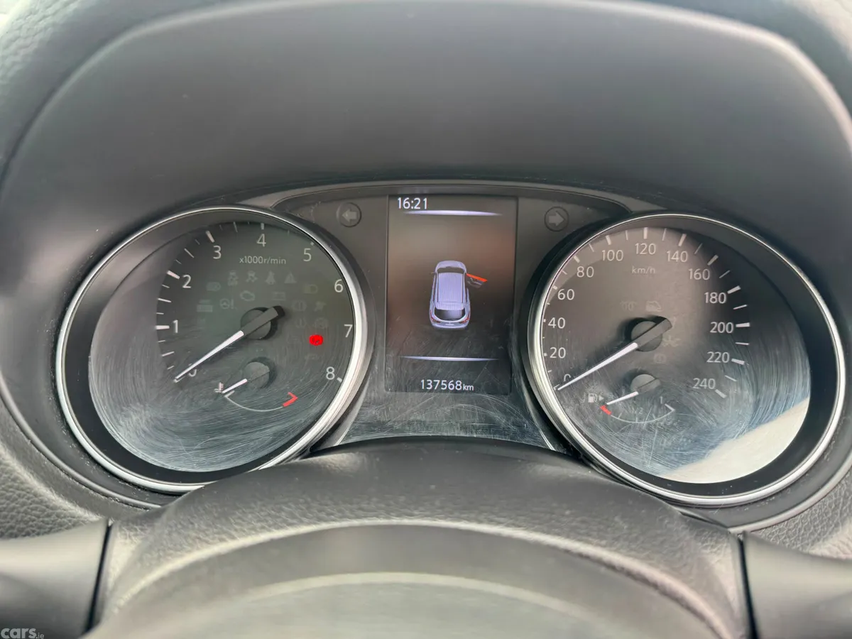 Nissan Qashqai MPV, Petrol, 2018, Grey