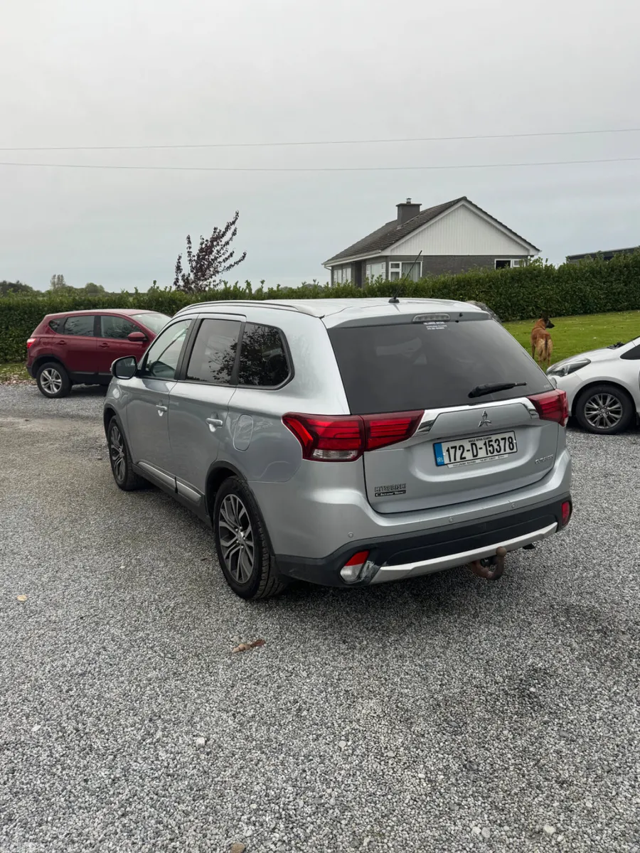 Mitsubishi Outlander SUV, Diesel, 2017, Grey