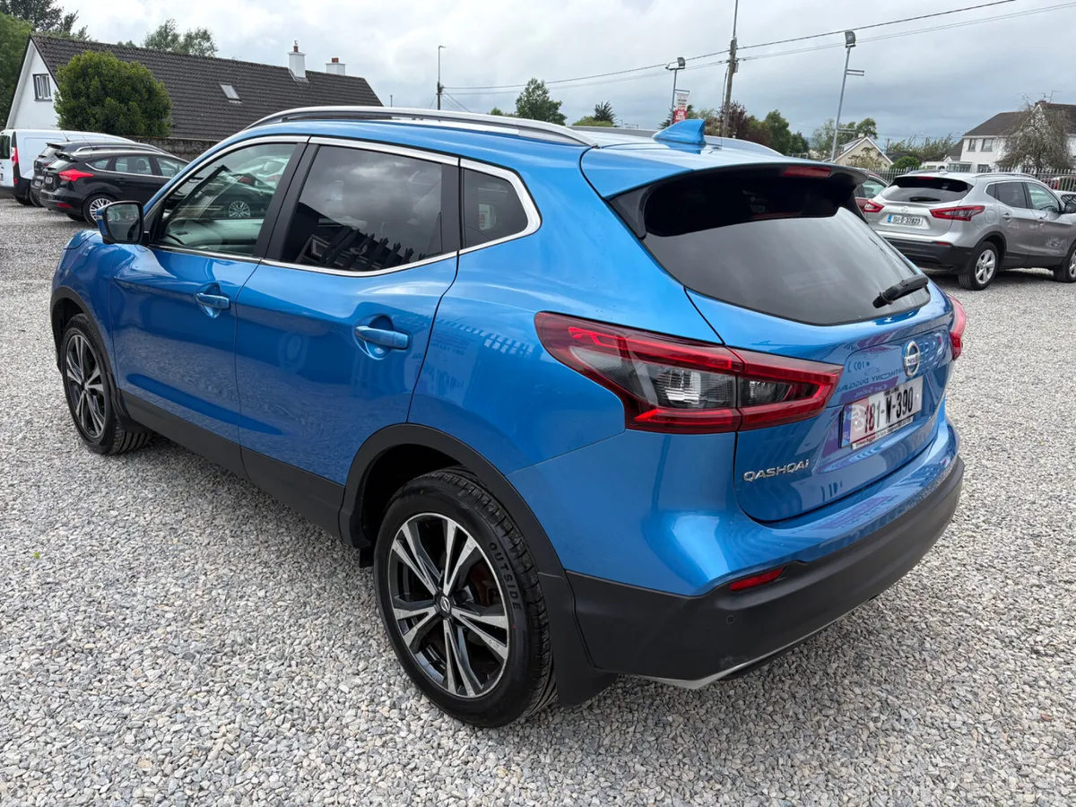 Nissan Qashqai MPV, Petrol, 2018, Blue