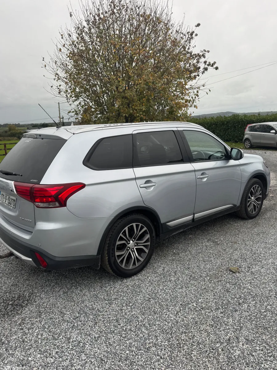 Mitsubishi Outlander SUV, Diesel, 2017, Grey