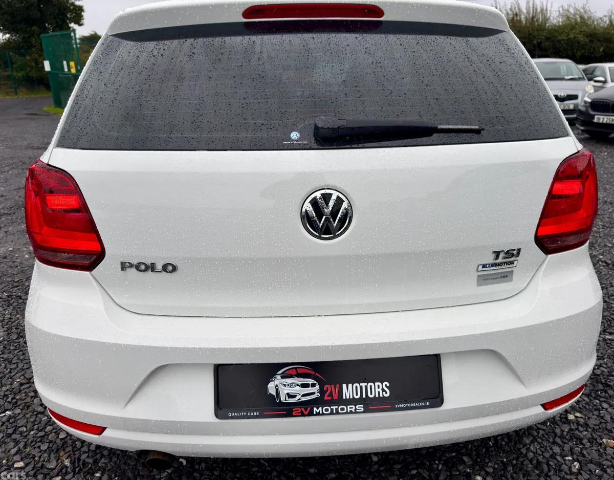Volkswagen Polo Hatchback, Petrol, 2017, White