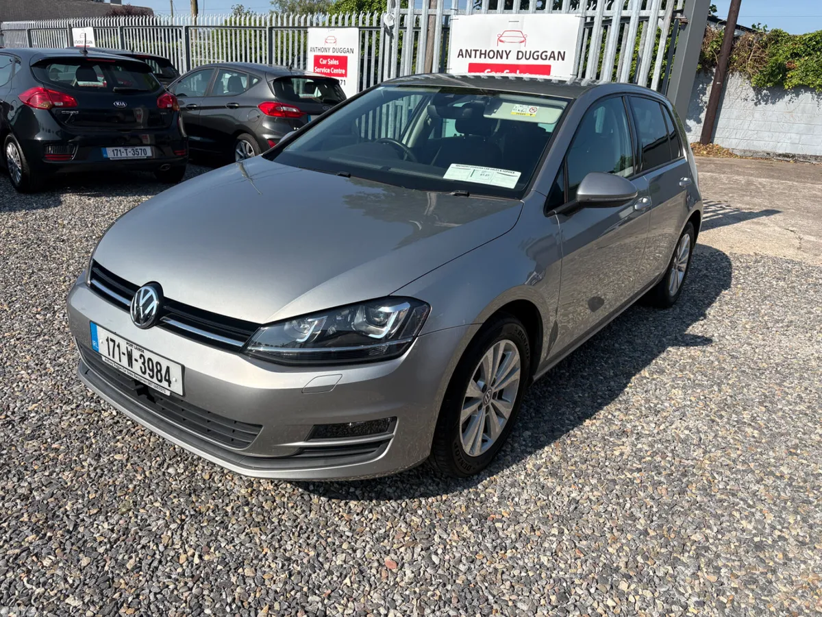 Volkswagen Golf Hatchback, Petrol, 2017, Silver