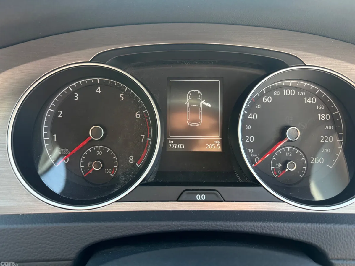 Volkswagen Golf Hatchback, Petrol, 2017, Silver