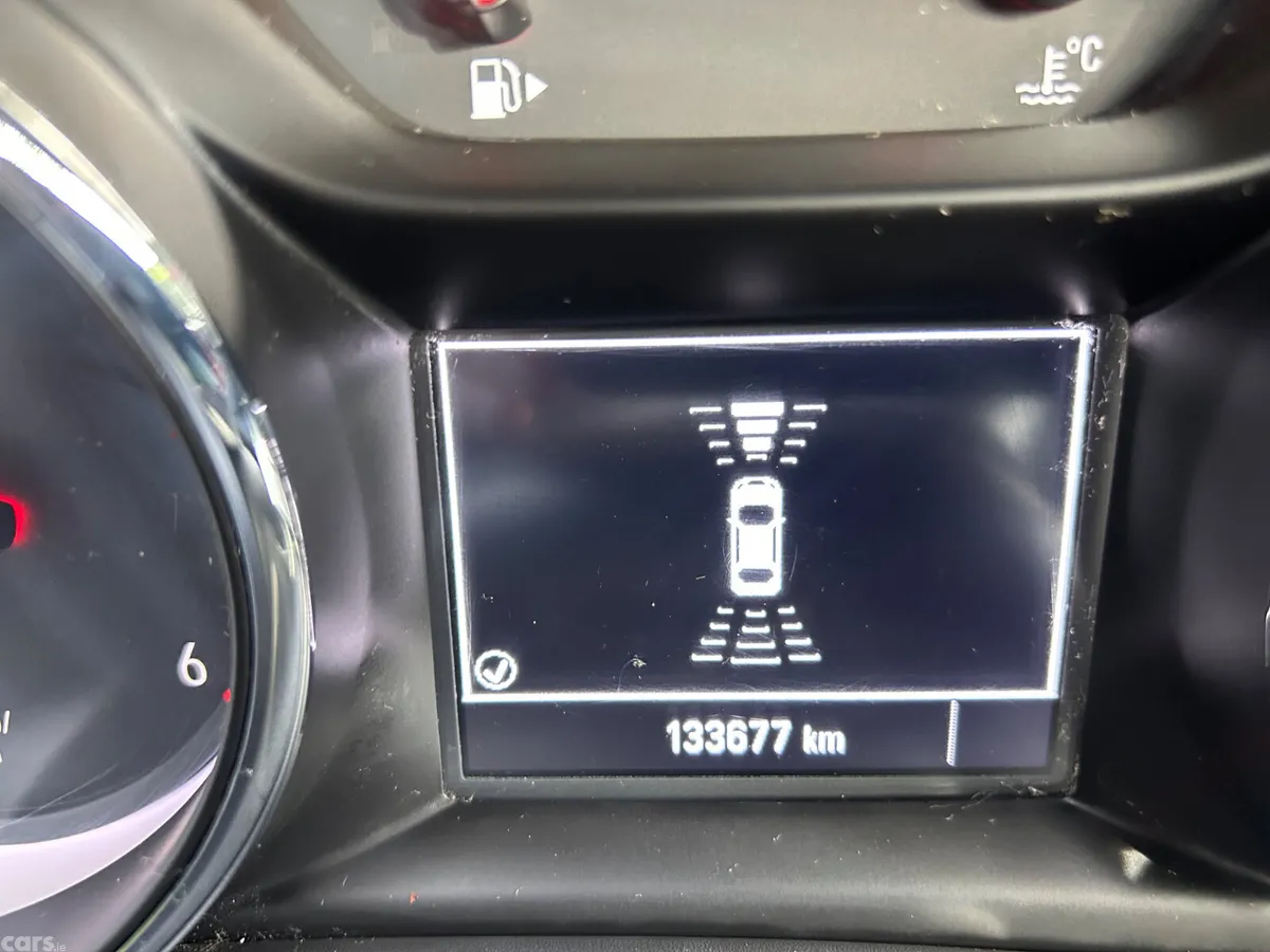 Opel Insignia Hatchback, Diesel, 2018, Grey
