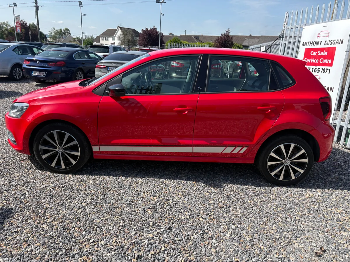 Volkswagen Polo Hatchback, Petrol, 2017, Red