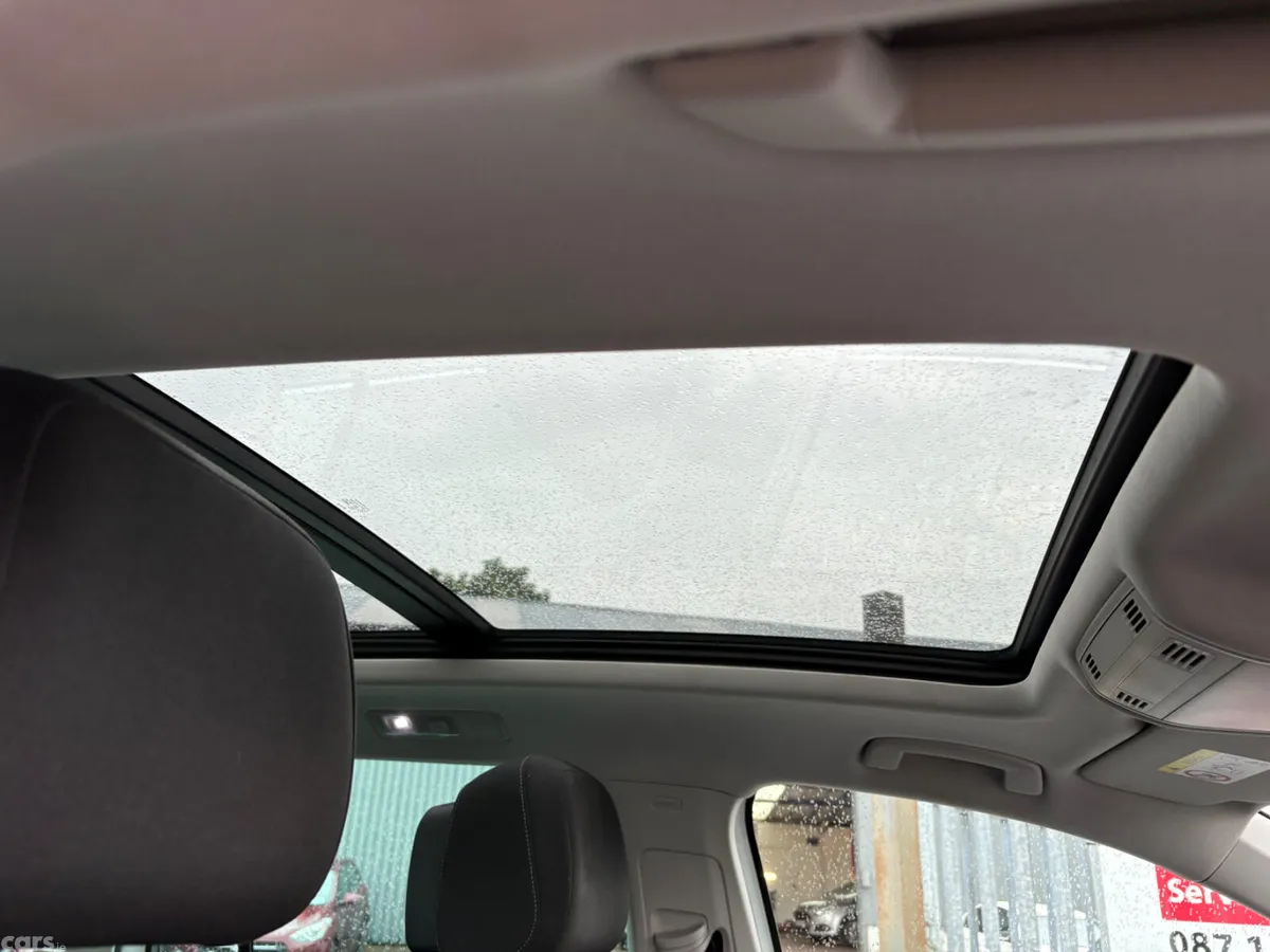 Volkswagen Tiguan SUV, Diesel, 2017, White