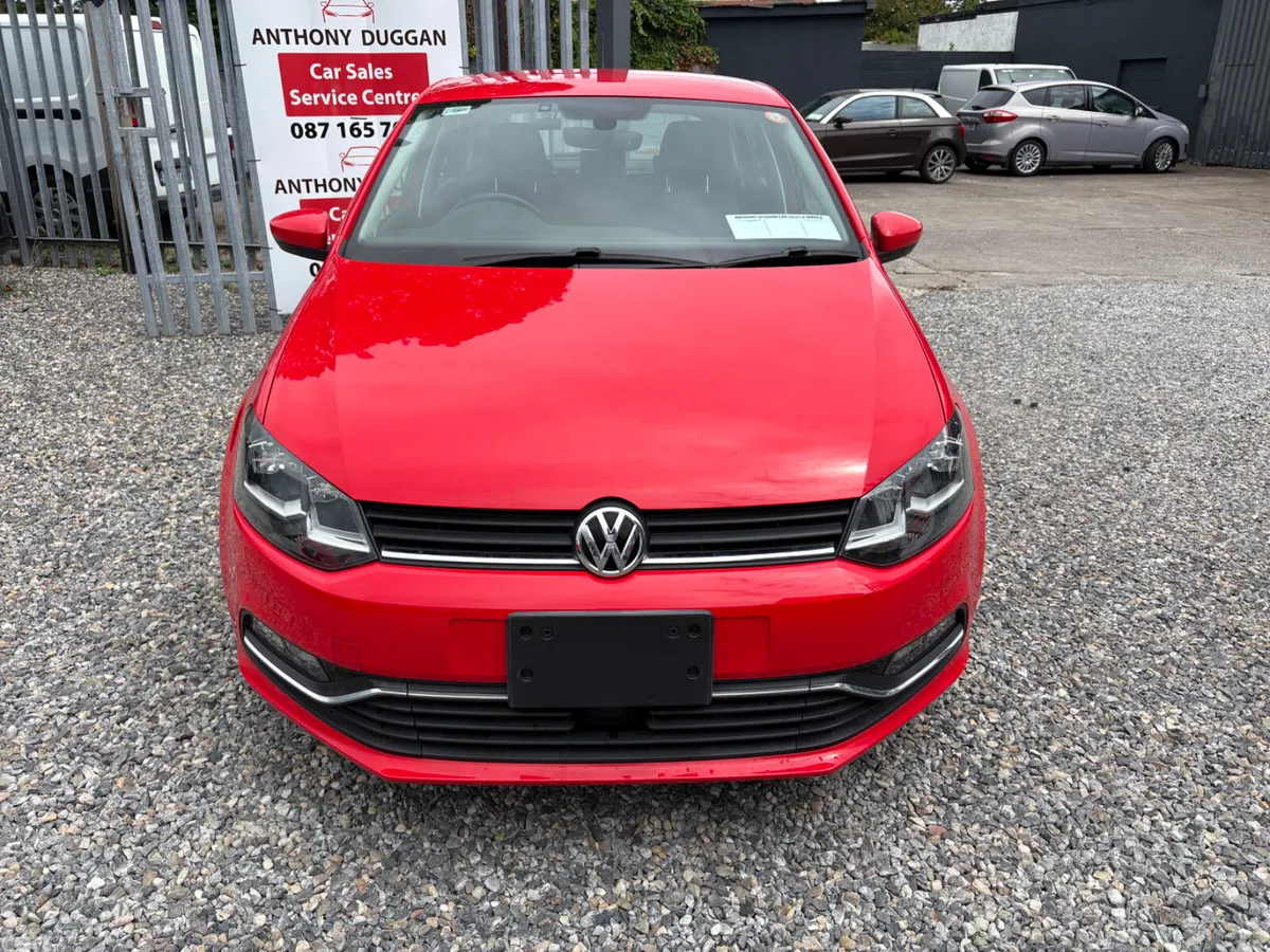 Volkswagen Polo Hatchback, Petrol, 2018, Red