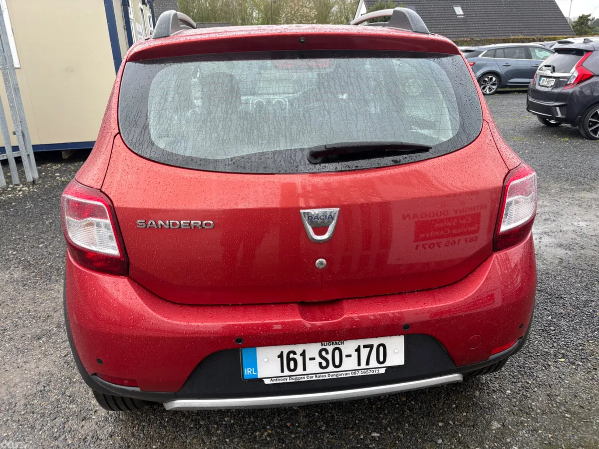 Dacia Sandero Stepway Hatchback, Diesel, 2016, Red