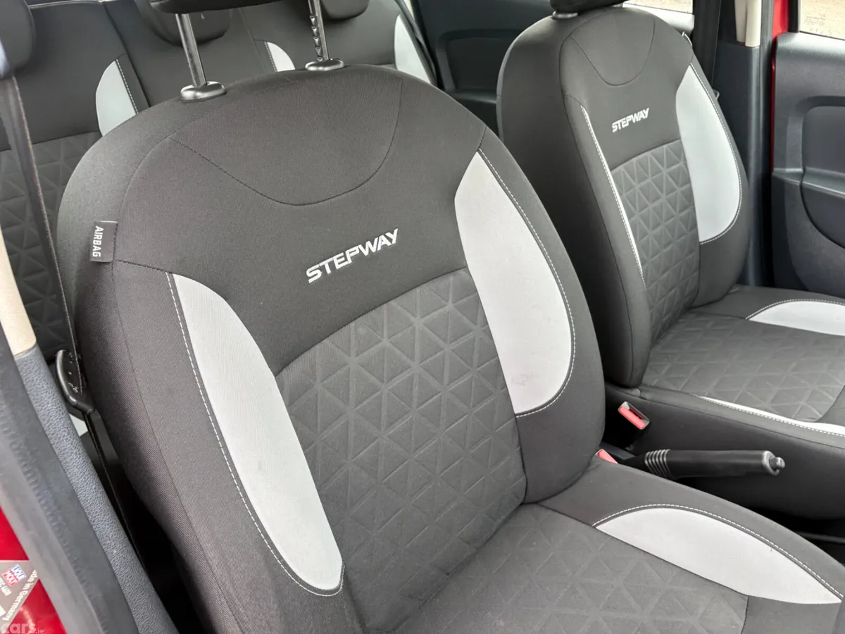 Dacia Sandero Stepway Hatchback, Diesel, 2016, Red
