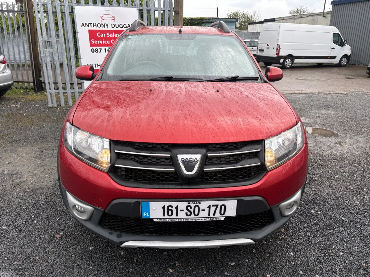 Dacia Sandero Stepway Hatchback, Diesel, 2016, Red