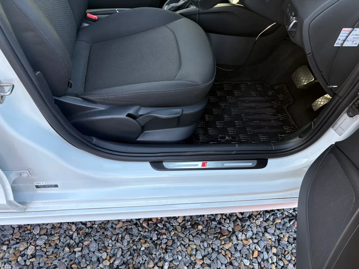 Audi A1 Hatchback, Petrol, 2015, White