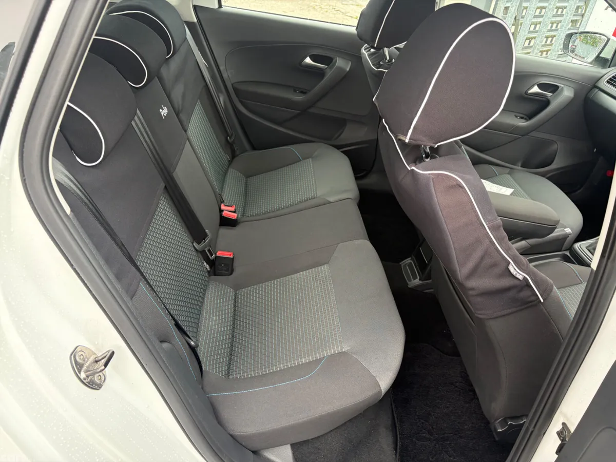 Volkswagen Polo Hatchback, Petrol, 2017, White