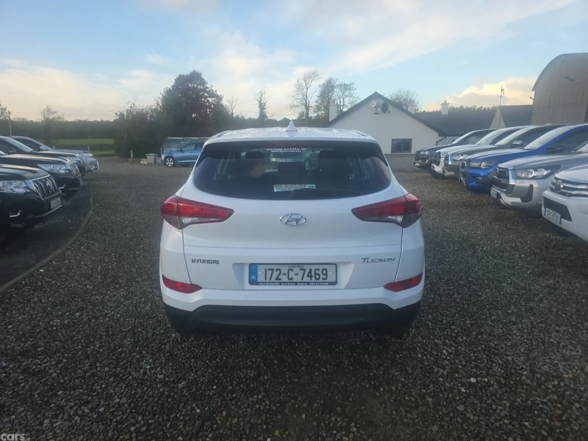 Hyundai Tucson SUV, Diesel, 2017, White