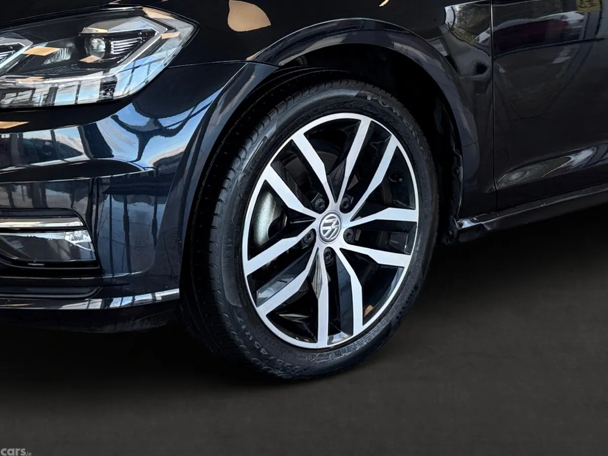Volkswagen Golf Hatchback, Petrol, 2019, Black