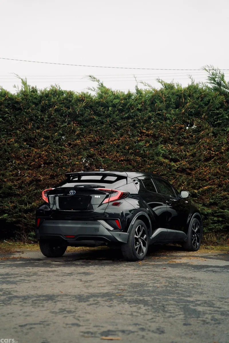 Toyota C-HR SUV, Petrol Hybrid, 2017, Black
