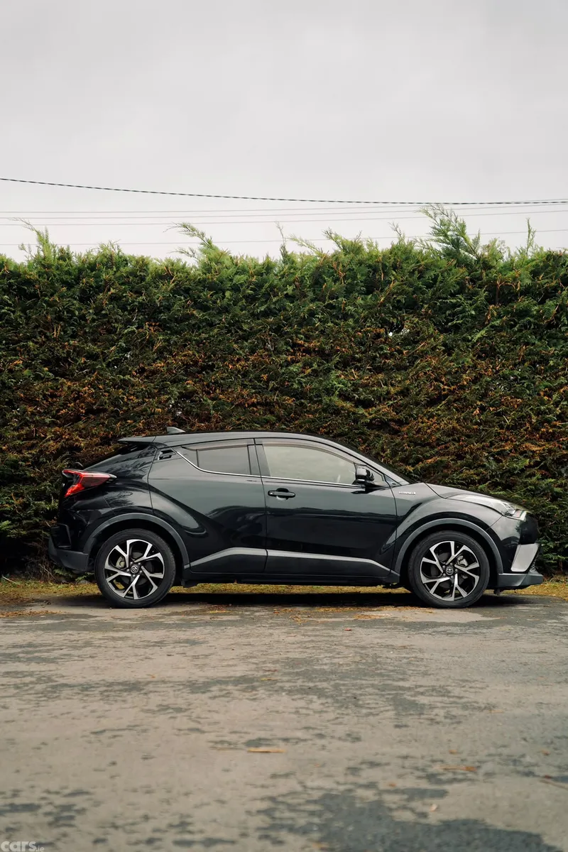 Toyota C-HR SUV, Petrol Hybrid, 2017, Black